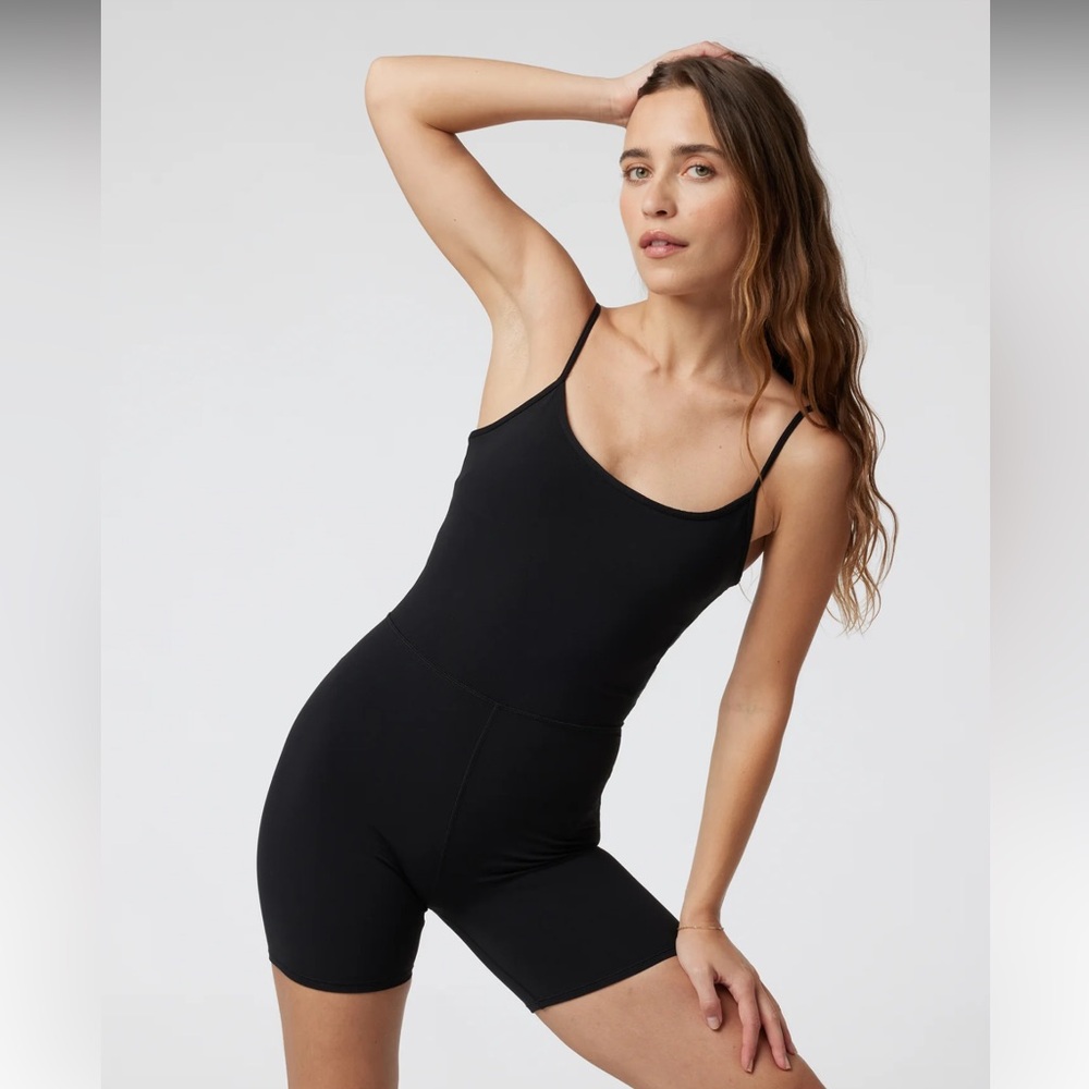 Vuori AllTheFeels Onesie